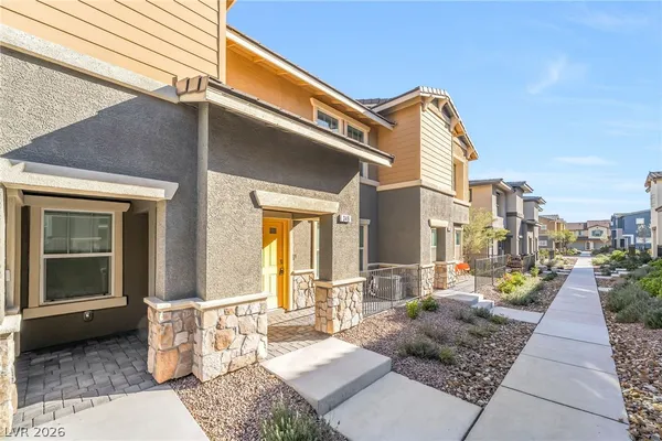 $1,900 | 349 Summer Sparrow Avenue, Henderson, NV 89011