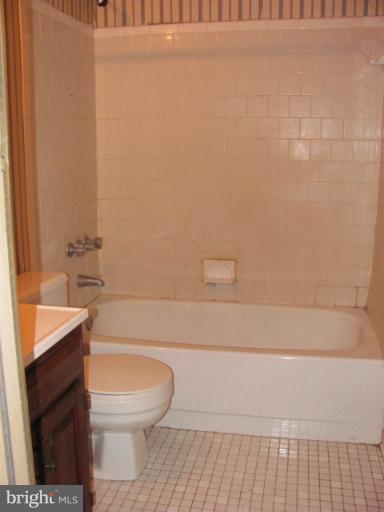 7397 Patrick Road Easton, MD 21601 - Photo 2 of 6 Bath