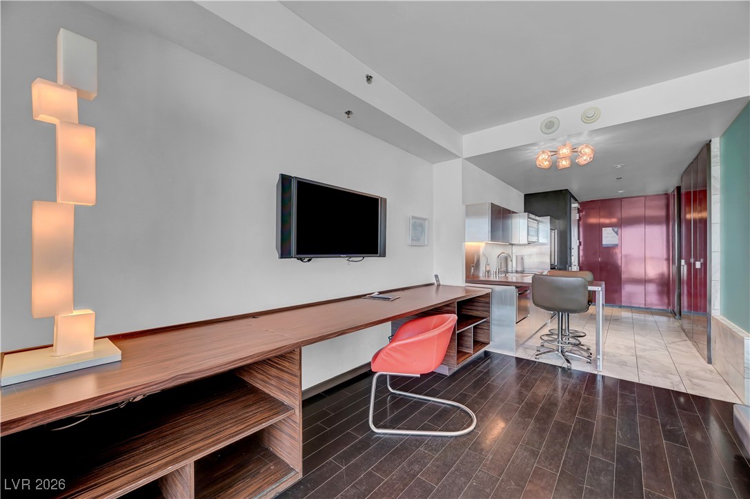 4381 West Flamingo Road, Unit 2510 Las Vegas, NV 89103 - Photo 18 of 72