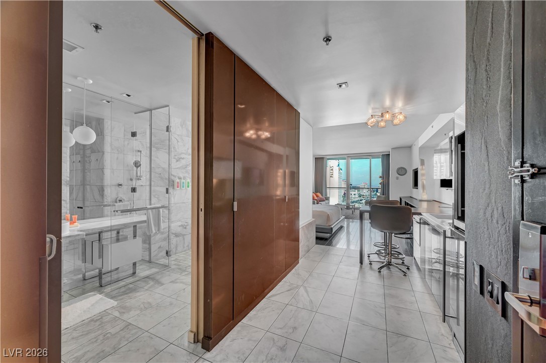 4381 West Flamingo Road, Unit 2510 Las Vegas, NV 89103 - Photo 3 of 72