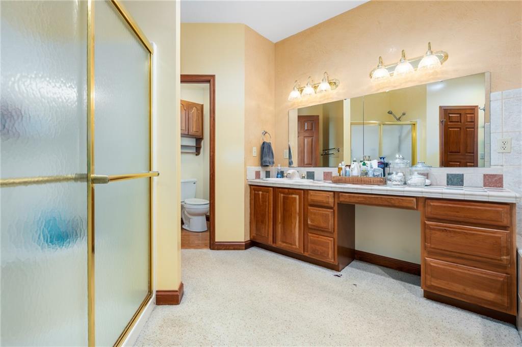 6817 Knollcrest Way Pendleton, IN 46064 - Photo 15 of 37