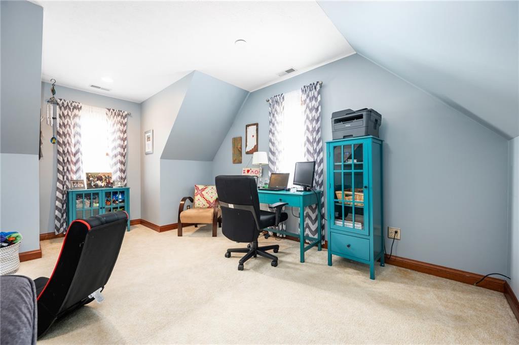 6817 Knollcrest Way Pendleton, IN 46064 - Photo 20 of 37