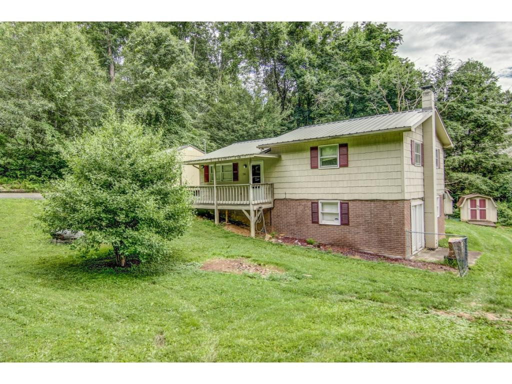 350 Sneed Hill Road Elizabethton, TN 37643 - Photo 1 of 33 Photo 1