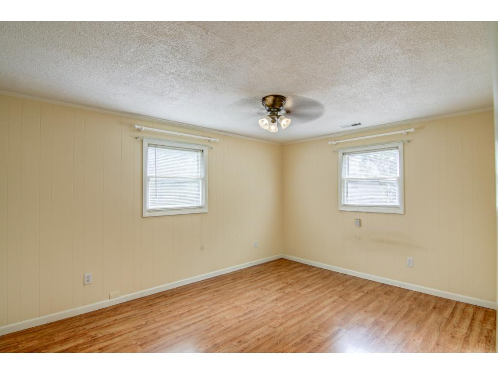 350 Sneed Hill Road Elizabethton, TN 37643 - Photo 18 of 33 Photo 18
