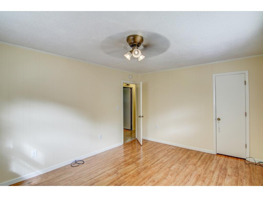 350 Sneed Hill Road Elizabethton, TN 37643 - Photo 20 of 33 Photo 20