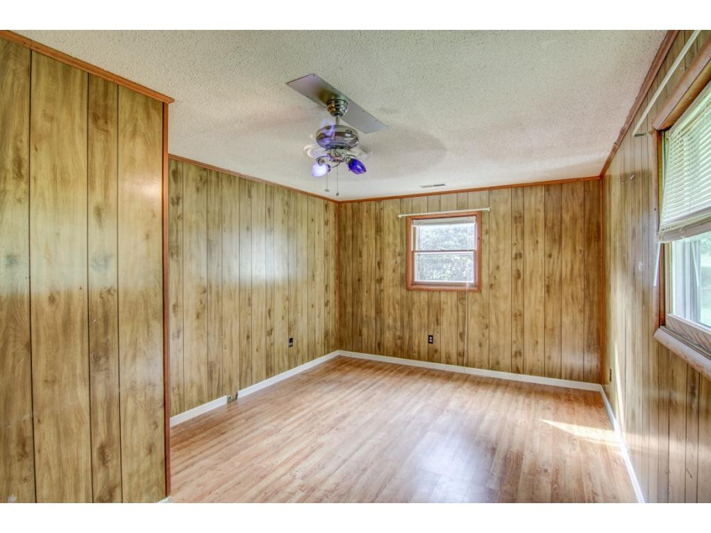 350 Sneed Hill Road Elizabethton, TN 37643 - Photo 22 of 33 Photo 22
