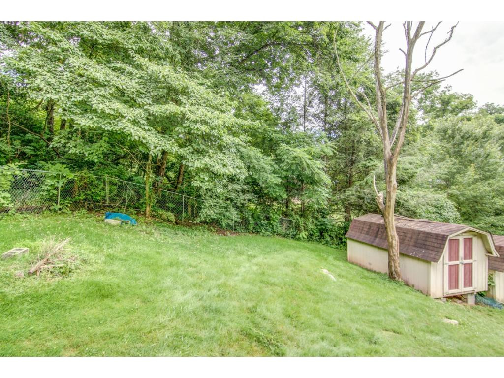 350 Sneed Hill Road Elizabethton, TN 37643 - Photo 8 of 33 Photo 8