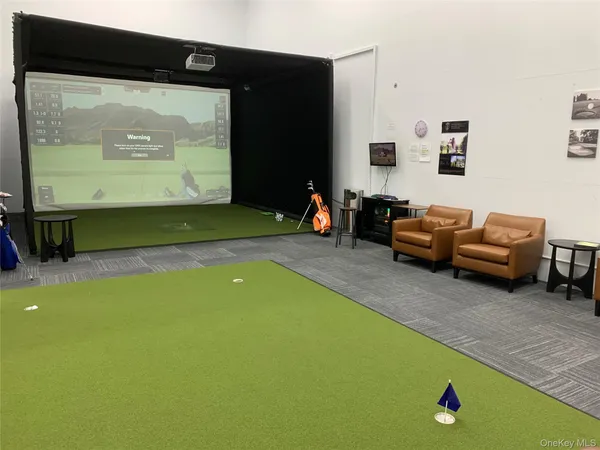 $875,000 | 2 Bay Club Drive, Unit 17P | Bay Terrace