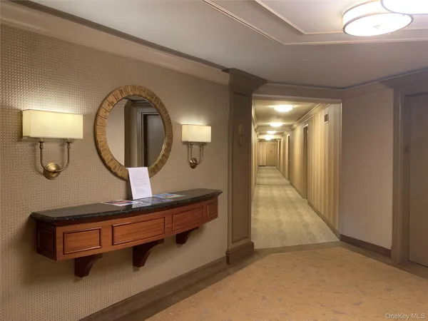 $875,000 | 2 Bay Club Drive, Unit 17P | Bay Terrace