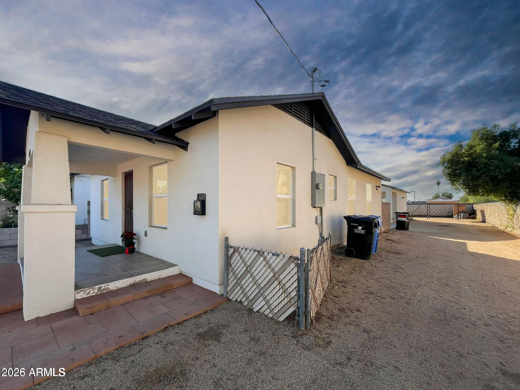 4130 North Longview Avenue Phoenix, AZ 85014 - Photo 3 of 21 3