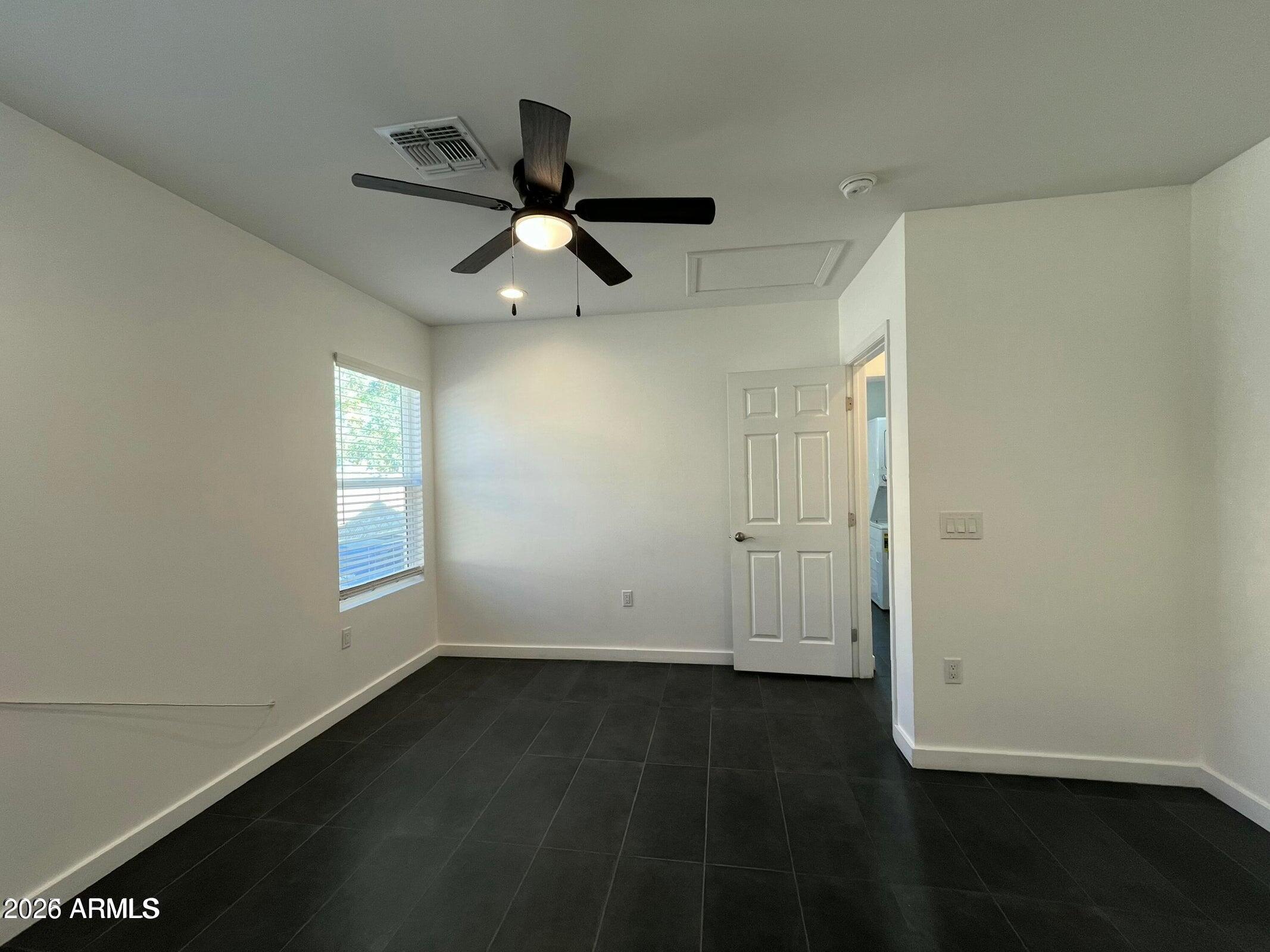 4130 North Longview Avenue Phoenix, AZ 85014 - Photo 9 of 21 8