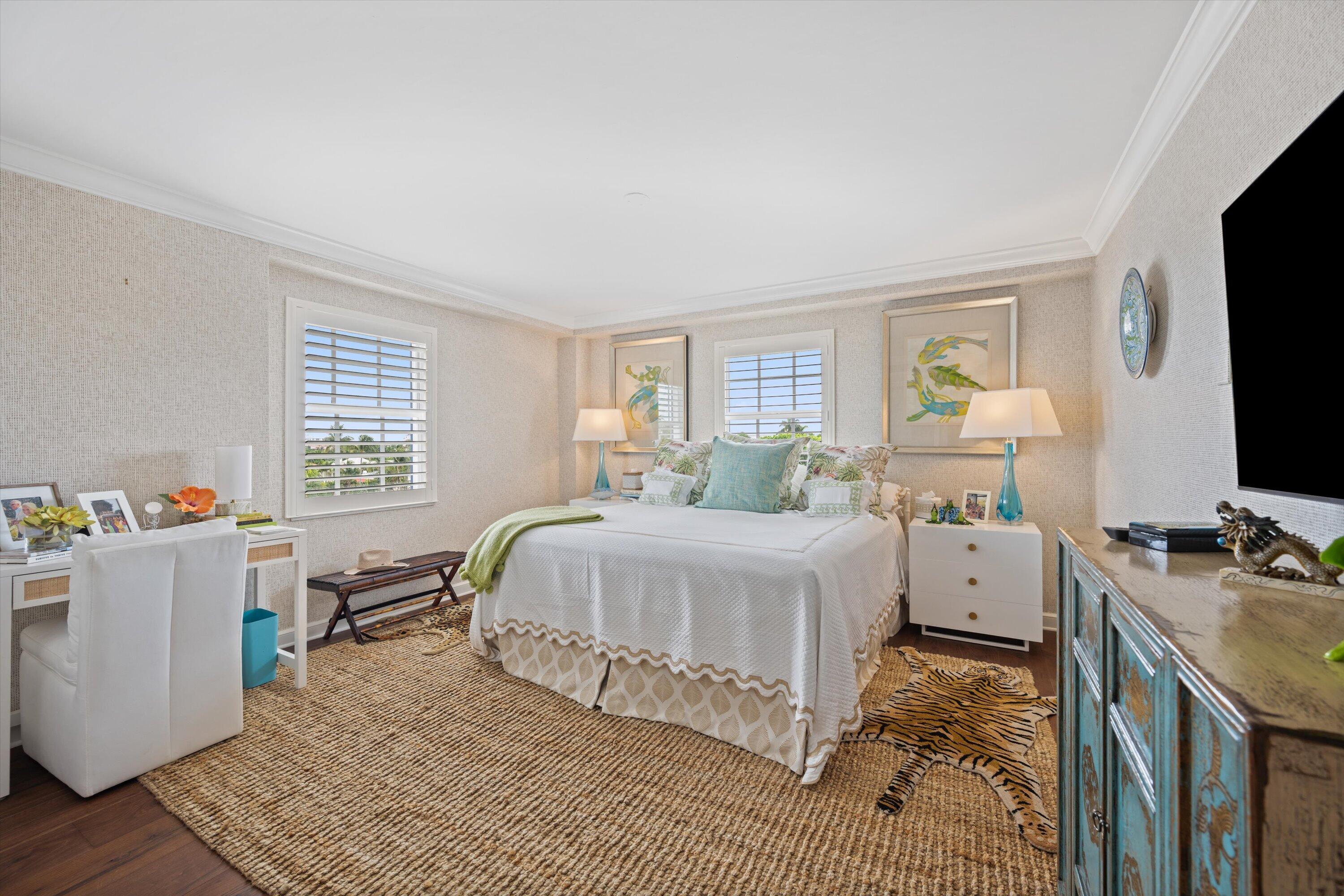 330 Cocoanut Row, Unit 5B Palm Beach, FL 33480 - Photo 16 of 23 28-DSC_4766