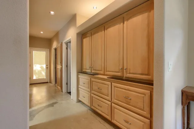 $575,000 | 42625 Red Top Mountain Court, Coarsegold, CA 93614