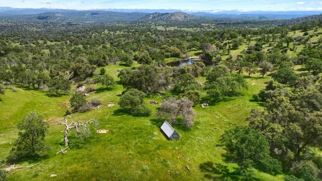 $575,000 | 42625 Red Top Mountain Court, Coarsegold, CA 93614