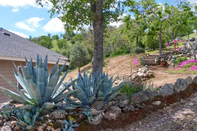 $575,000 | 42625 Red Top Mountain Court, Coarsegold, CA 93614