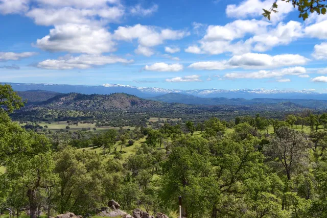 $575,000 | 42625 Red Top Mountain Court, Coarsegold, CA 93614