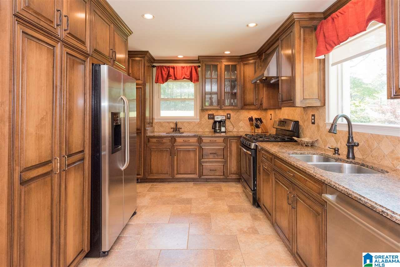 35 Valley View Drive Pelham, AL 35124 - Photo 10 of 48