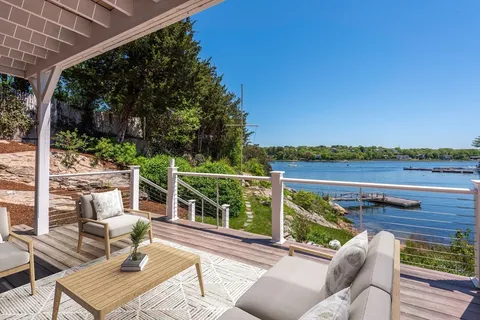 $2,395,000 | 7 Cove Way, Gloucester, MA 01930