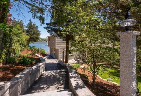 $2,395,000 | 7 Cove Way, Gloucester, MA 01930