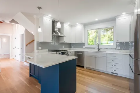 $2,395,000 | 7 Cove Way, Gloucester, MA 01930