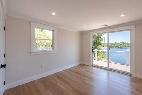 $2,395,000 | 7 Cove Way, Gloucester, MA 01930