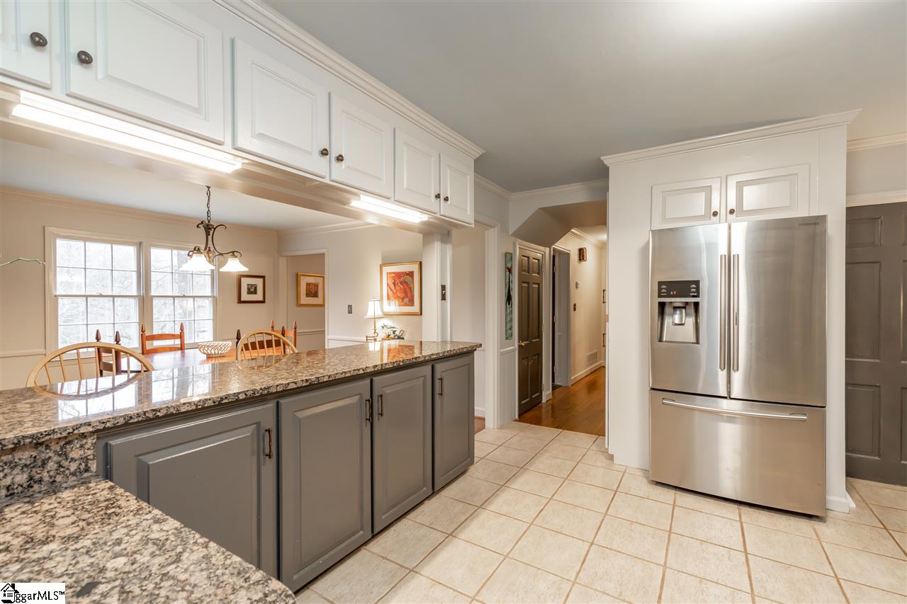 30 Ponderosa Road Greenville, SC 29607 - Photo 4 of 31