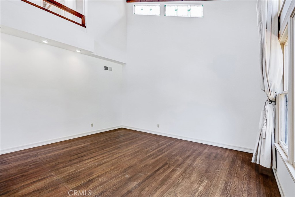 1216 3rd Street Manhattan Beach, CA 90266 - Photo 21 of 22