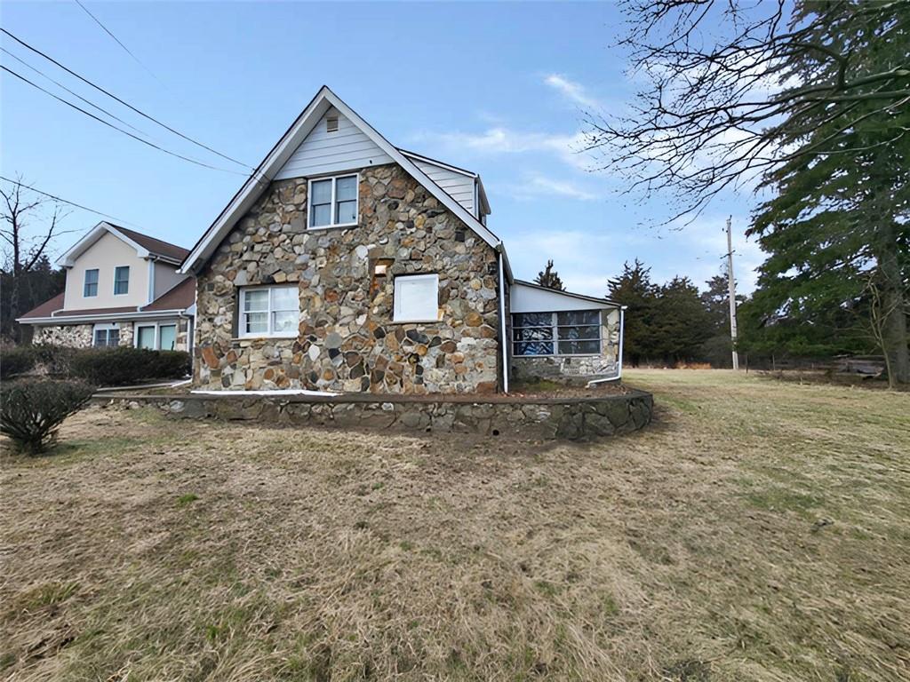 79 Mountainside Road Warwick, NY 10990 - Photo 1 of 1