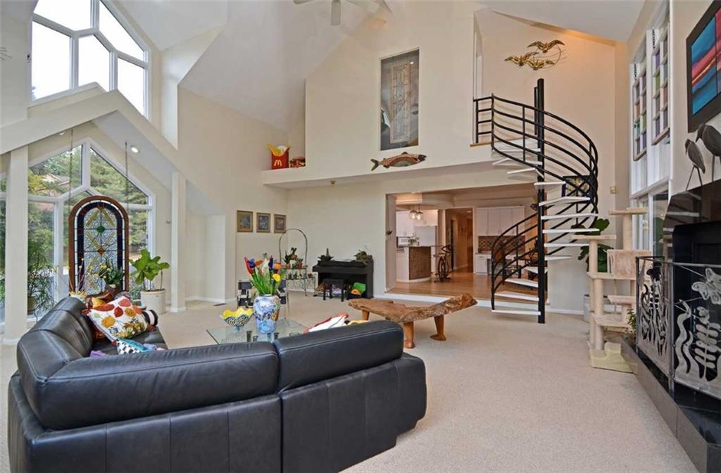 908 Settlers Ridge Road Pittsburgh, PA 15238 - Photo 11 of 25 Gallery Image 11
