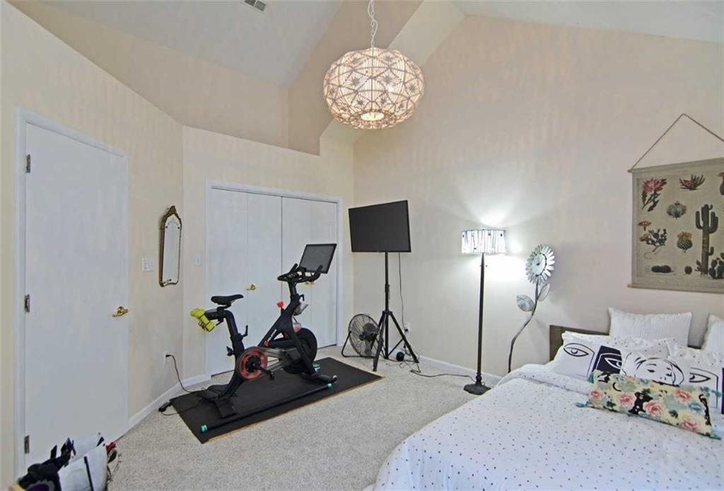 908 Settlers Ridge Road Pittsburgh, PA 15238 - Photo 16 of 25 Gallery Image 16