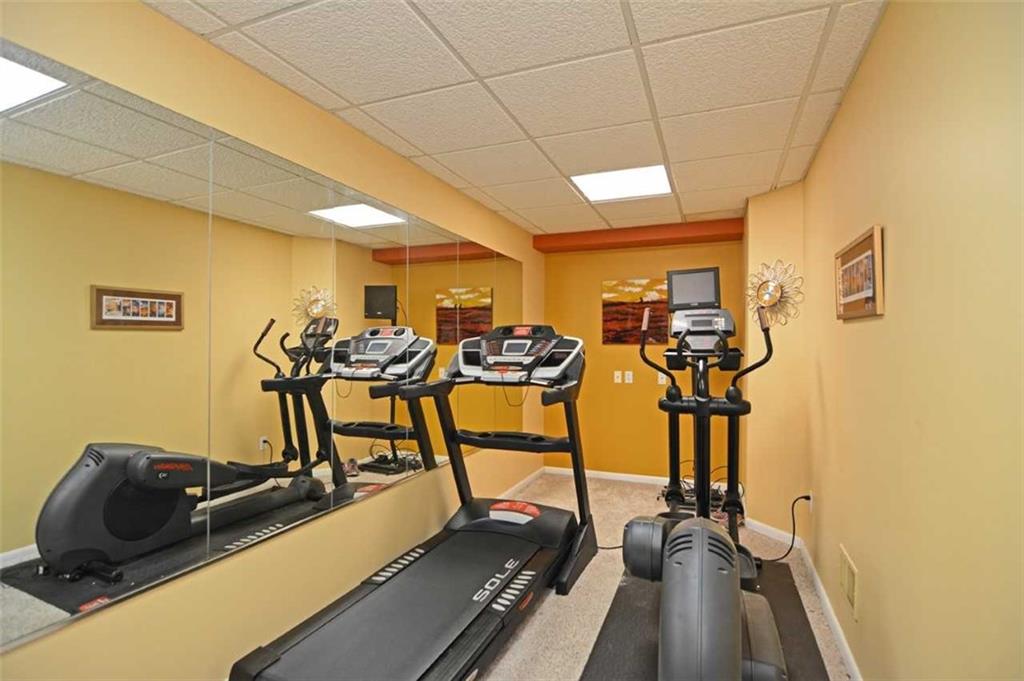 908 Settlers Ridge Road Pittsburgh, PA 15238 - Photo 21 of 25 Gallery Image 21