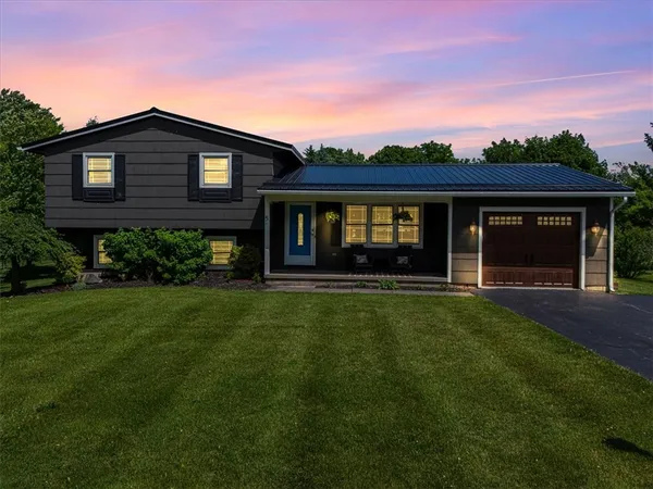 $379,900 | 5 Hillside Drive, Phelps, NY 14432