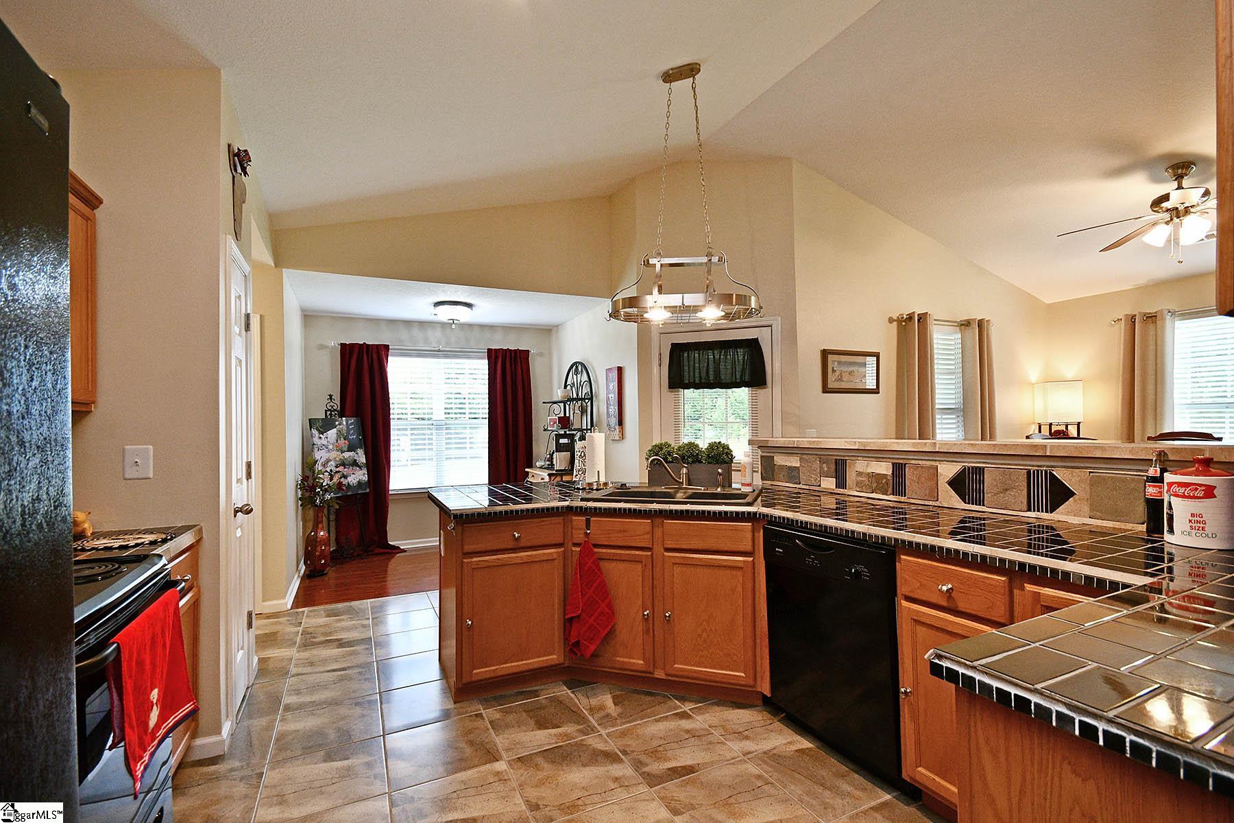 114 Soliel Way Pendleton, SC 29670 - Photo 9 of 29