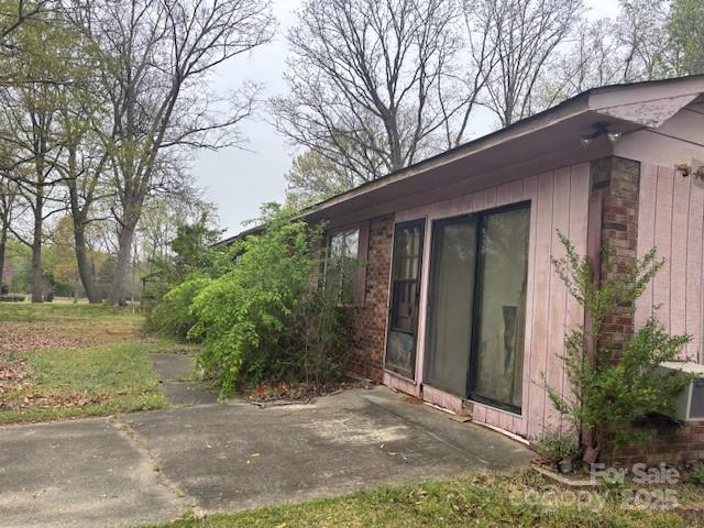 307 Brook Street Salisbury, NC 28146 - Photo 4 of 8 a view of a house with a yard