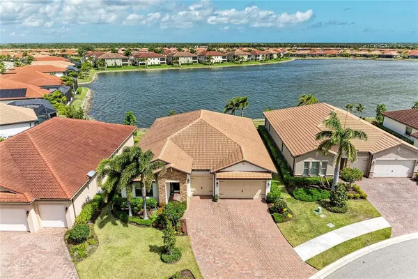 $674,900 | 283 Toscavilla Boulevard, Nokomis, FL 34275