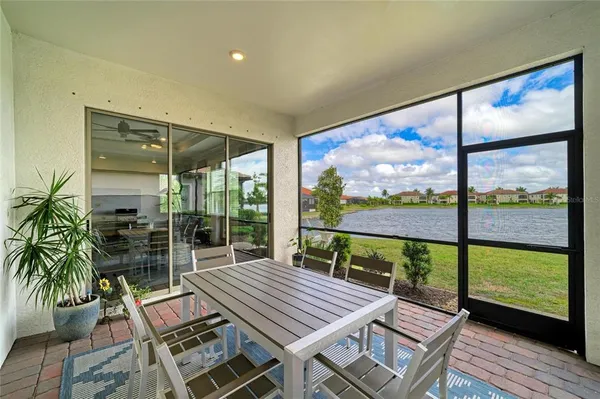 $674,900 | 283 Toscavilla Boulevard, Nokomis, FL 34275