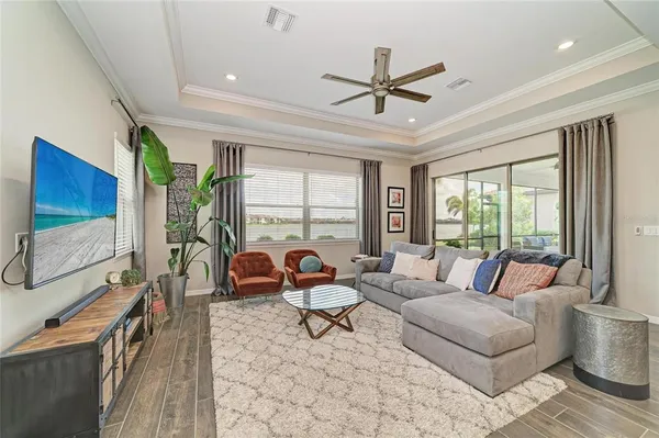 $674,900 | 283 Toscavilla Boulevard, Nokomis, FL 34275