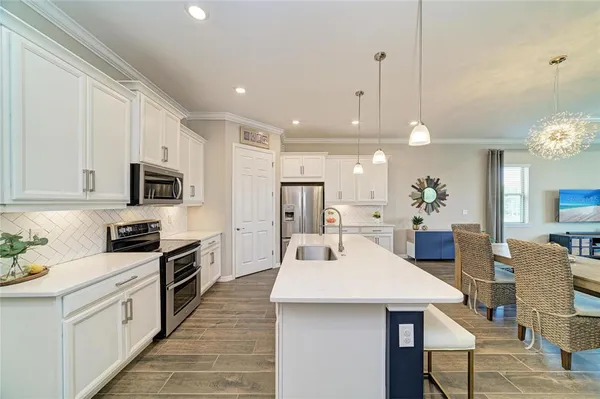 $674,900 | 283 Toscavilla Boulevard, Nokomis, FL 34275