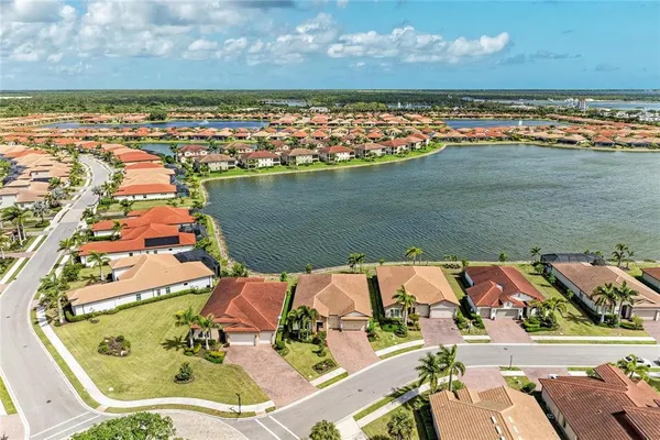 $674,900 | 283 Toscavilla Boulevard, Nokomis, FL 34275