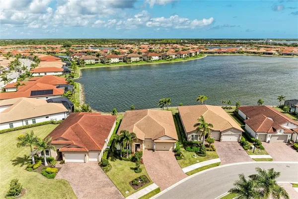 $674,900 | 283 Toscavilla Boulevard, Nokomis, FL 34275
