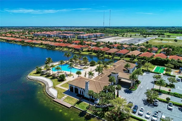 $674,900 | 283 Toscavilla Boulevard, Nokomis, FL 34275