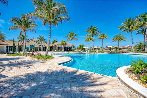 $674,900 | 283 Toscavilla Boulevard, Nokomis, FL 34275