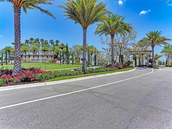 $674,900 | 283 Toscavilla Boulevard, Nokomis, FL 34275