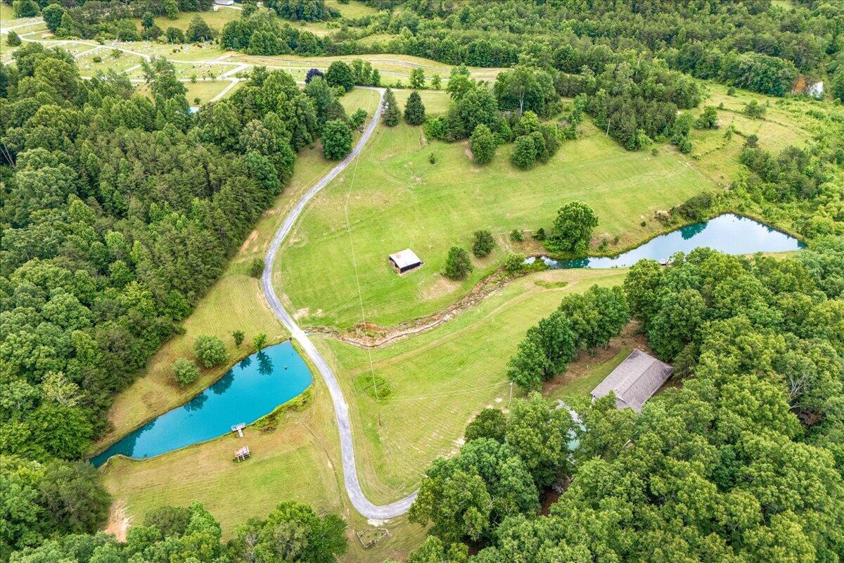 272 Locust Grove Cemetery Road London, KY 40744 - Photo 2 of 53 52-Aerial