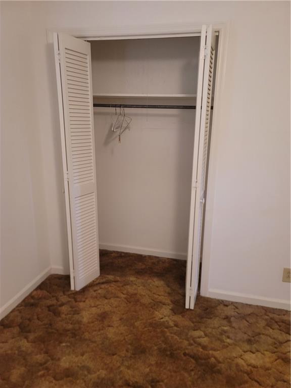 2212 Colonial Circle Gainesville, GA 30501 - Photo 23 of 57 a view of an empty room