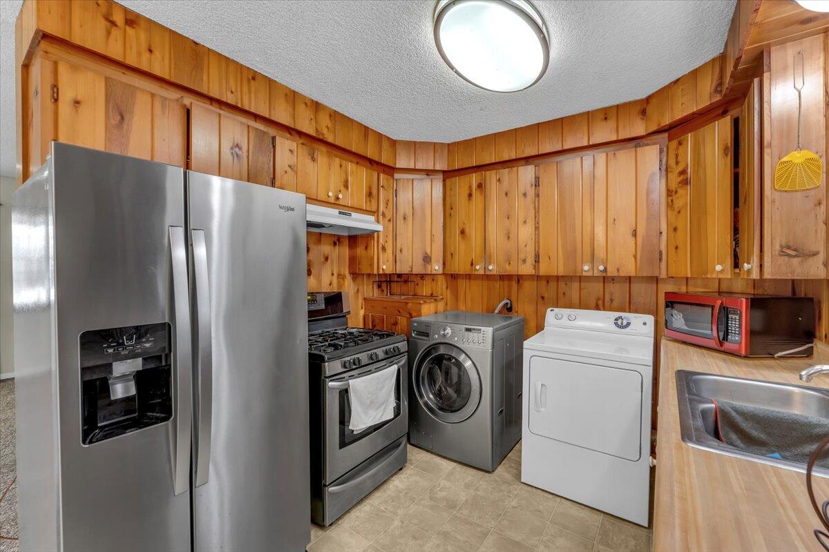 1481 Diamond Street Anderson, CA 96007 - Photo 10 of 39 12-1481 Diamond St - I-14