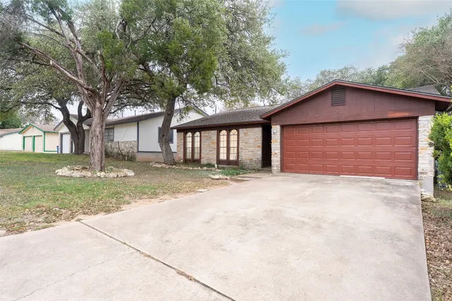 $2,275 | 5603 Porsche Lane, Austin, TX 78749