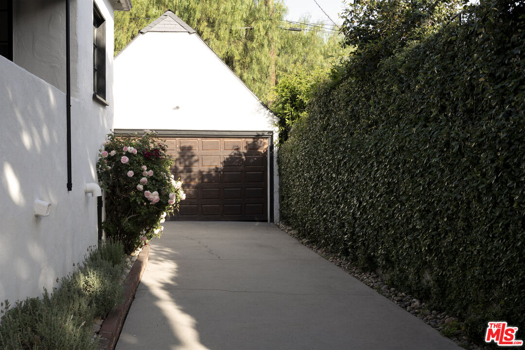 2420 Catherine Road Altadena, CA 91001 - Photo 34 of 45