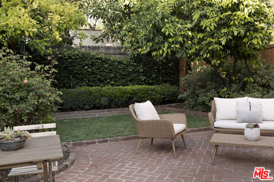 2420 Catherine Road Altadena, CA 91001 - Photo 36 of 45