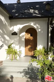 $1,699,000 | 2420 Catherine Road, Altadena, CA 91001